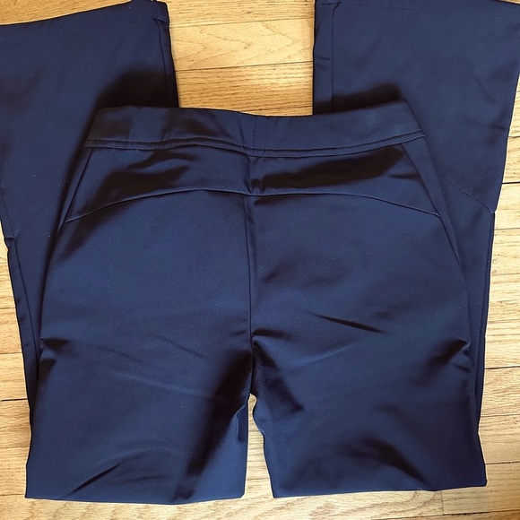 NWTs Obermeyer Women’s Hillary Stretch Soft Shell Ski Pant. Black. - Picture 7 of 15